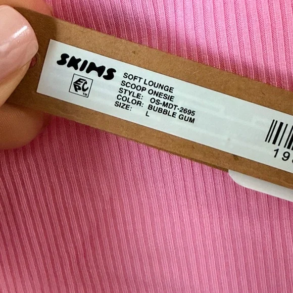 SKIMS Ribbed Soft Lounge Scoop One Piece Romper Bubblegum Sz XL OS-MDT-2695 - Picture 4 of 5